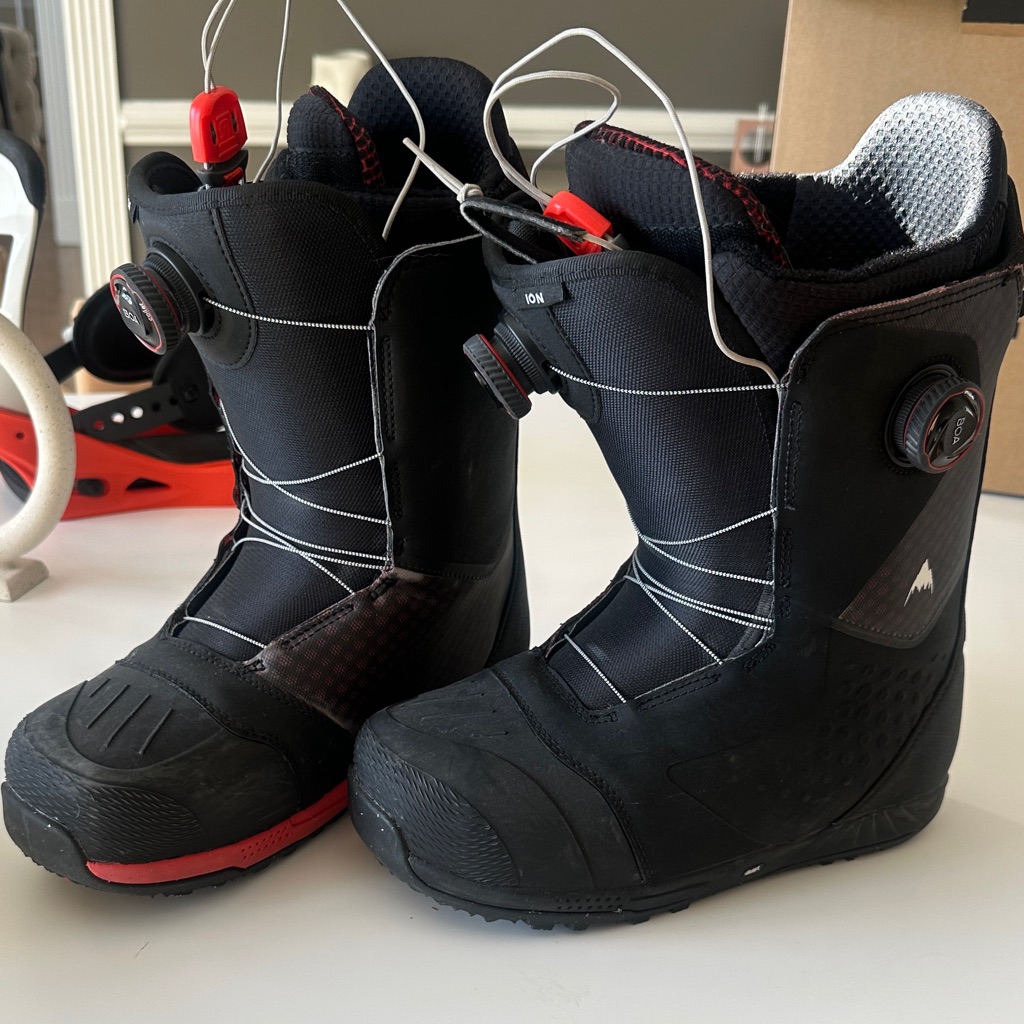 Men’s Burton Black Snowboard Boots 9.5